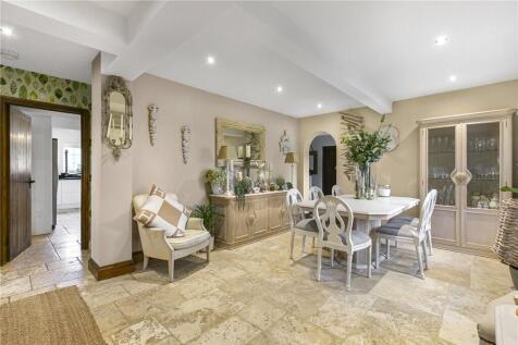 Dining/Hall