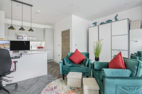 Living/Bedroom