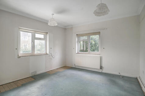 Principal bedroom
