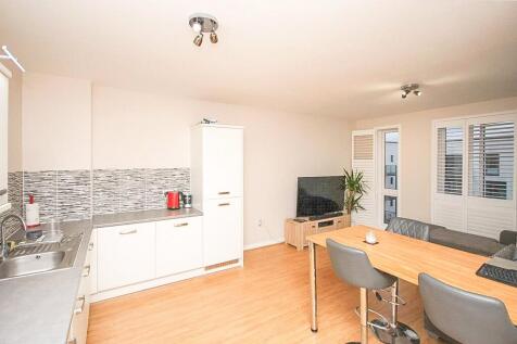 Reception/Kitchen