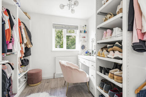 Bedroom/Dressing Room