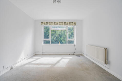 Sitting/Dining Room