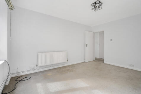 Sitting/Dining Room