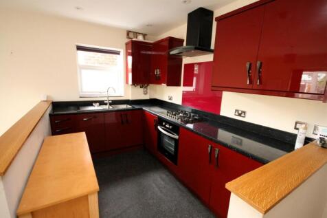 Open Plan Lounge and Kitchen