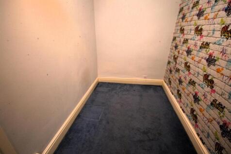 REAR BEDROOM 2