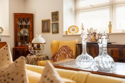 23 Scholars Court-13.jpg