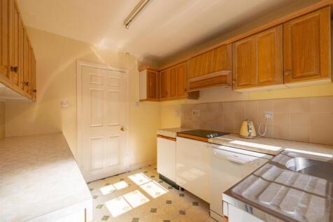 15 Old Farm Close-9.jpg