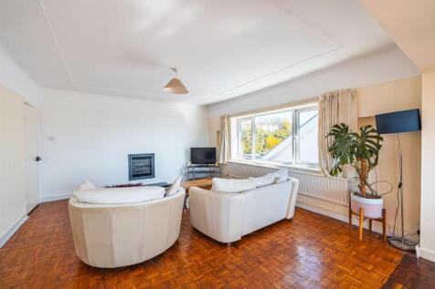 9 Greenfield Ln-35.jpg