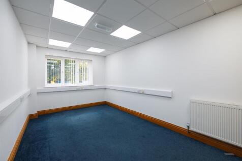Oaktree Business Centre-35.jpg