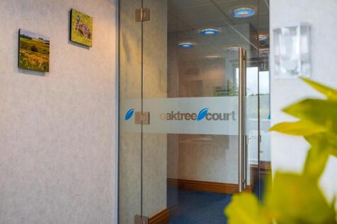 Oaktree Business Centre-40.jpg