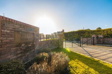 5 Stables Close re-shoot-41.jpg