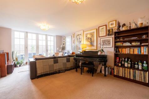 18 Mostyn House-38.jpg