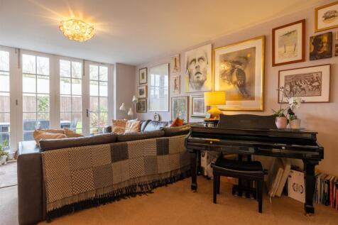 18 Mostyn House-45.jpg