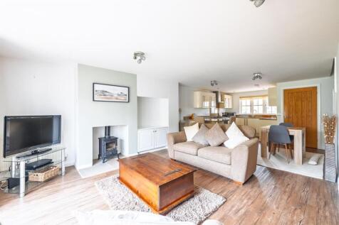 4 Elizabeth Cottages-20.jpg
