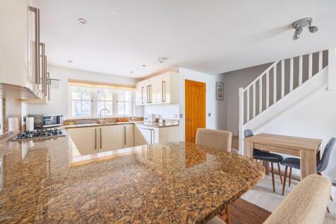 4 Elizabeth Cottages-14.jpg
