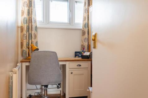 94a West Vale-45-amended.jpg