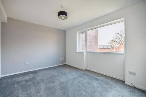 9 Churchill Way-9.jpg