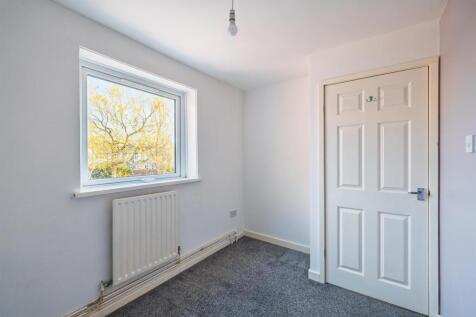 9 Churchill Way-22.jpg