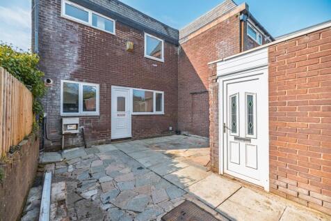 9 Churchill Way-15.jpg