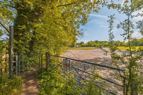 Land on Hooton Road-3.jpg