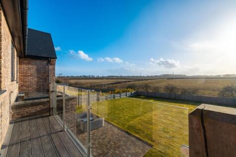 5 Stables Close re-shoot-29.jpg