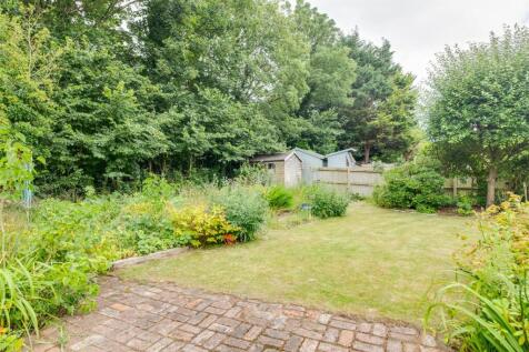 Constables -  Dee View Garden-1.jpg