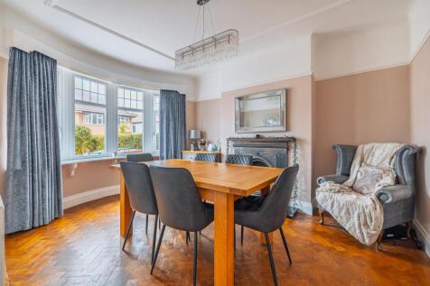 15 Claremount Way-30.jpg
