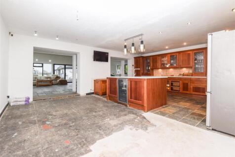 Constables - White Cottage-2.jpg