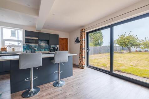 24 Bendee Avenue-15.jpg