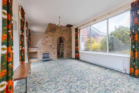 71 Raby Drive-3.jpg