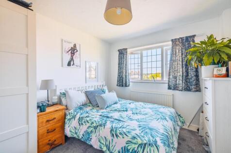 8 Ashtree Farm Court-13.jpg