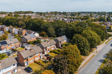 4 Bushell Close-77.jpg