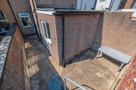 10 Gladstone Rd-26.jpg