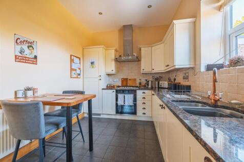 3 New Hall Cottages-15.jpg