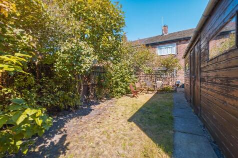 49 Frobisher Rd-17.jpg