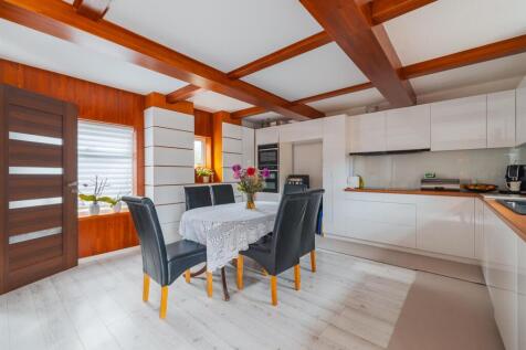 9 Smithy Close-2.jpg