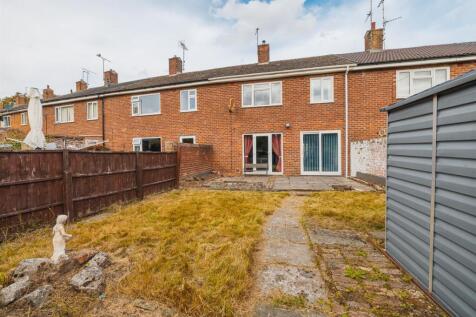 53 Frobisher Rd-18.jpg