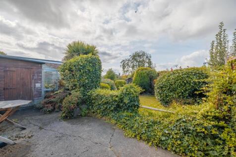 15 Bendee Ave-31.jpg