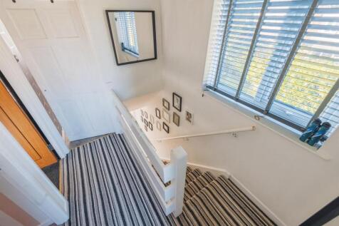5 Cottage Cl-30.jpg