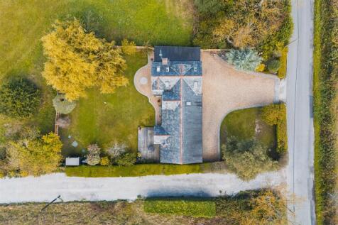 Ennisdown-99.jpg