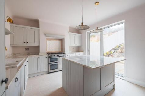 105 Pensby Road-9.jpg