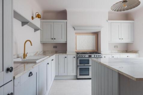 105 Pensby Road-18.jpg