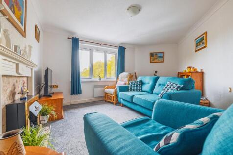 42 Hamilton court-22.jpg