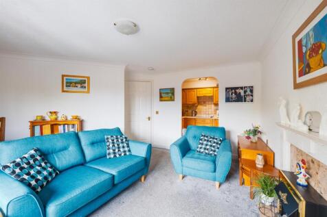 42 Hamilton court-28.jpg