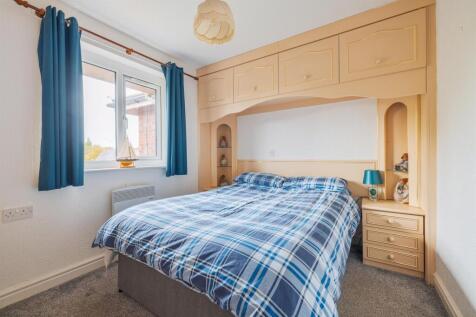 42 Hamilton court-12.jpg