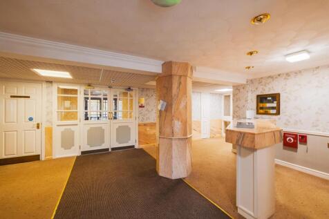 42 Hamilton court-45.jpg