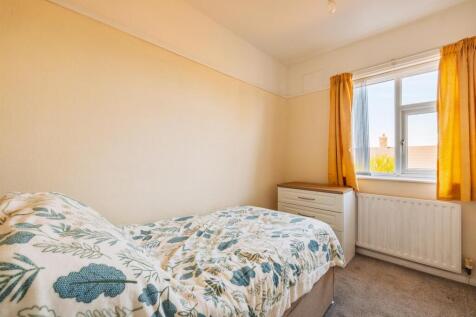 17 Shakespeare Rd-30.jpg