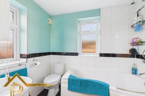 CAM03016G0-PR0046-STILL025