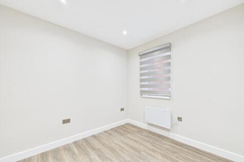 CAM02841G0-PR0040...