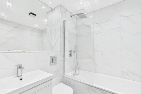 CAM02841G0-PR0044...